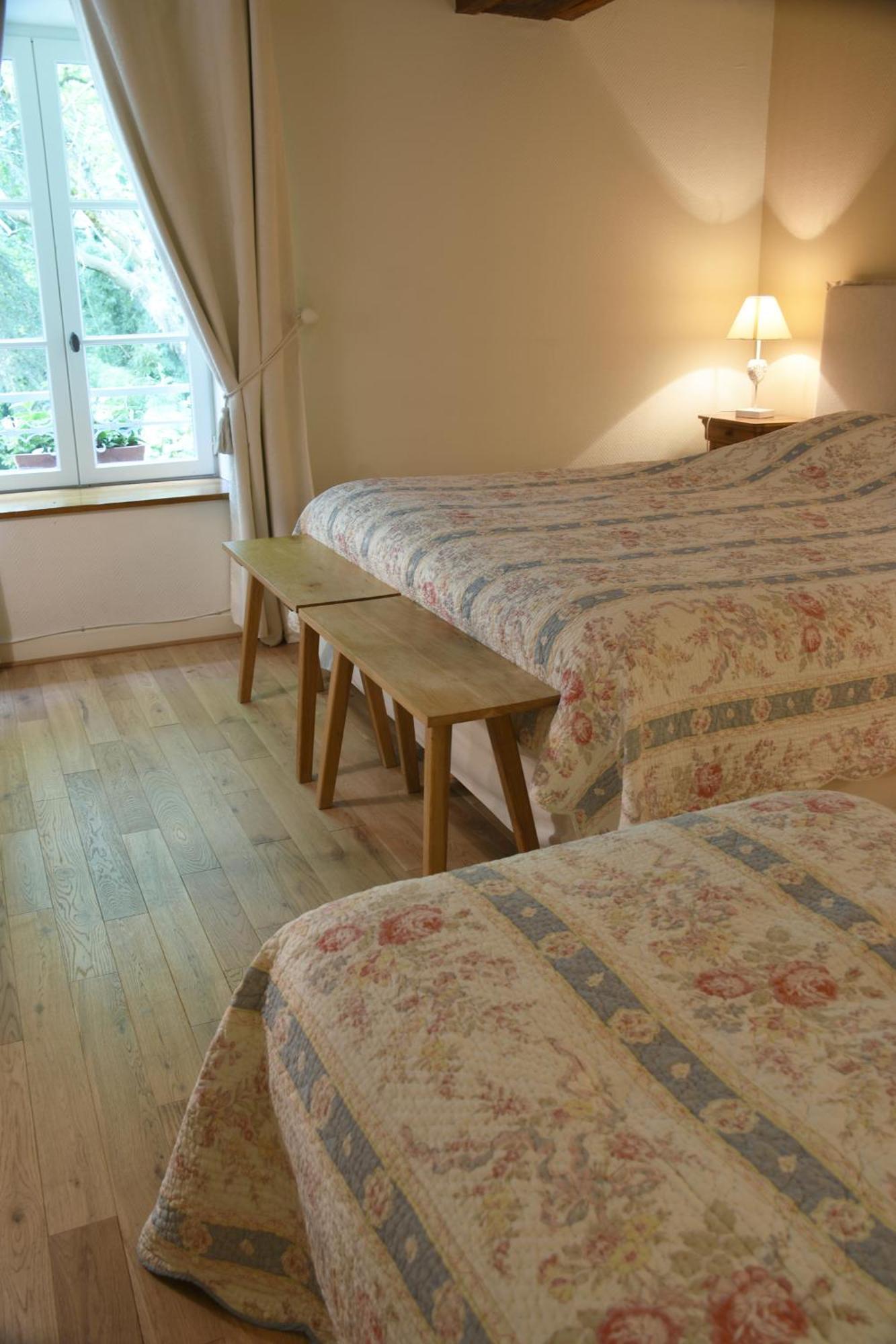 Domaine De L'Ermitage Bed & Breakfast Berry-Bouy Exterior foto
